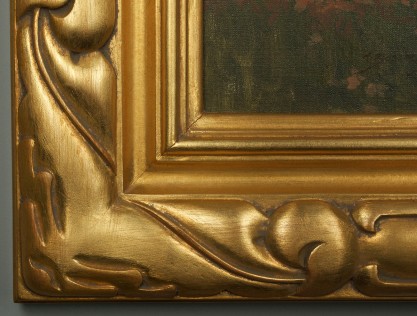 Corner frame detail